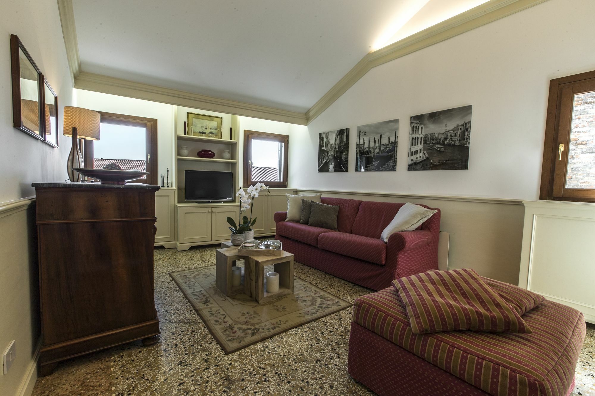 Lovely Venetian Apartment Exterior photo